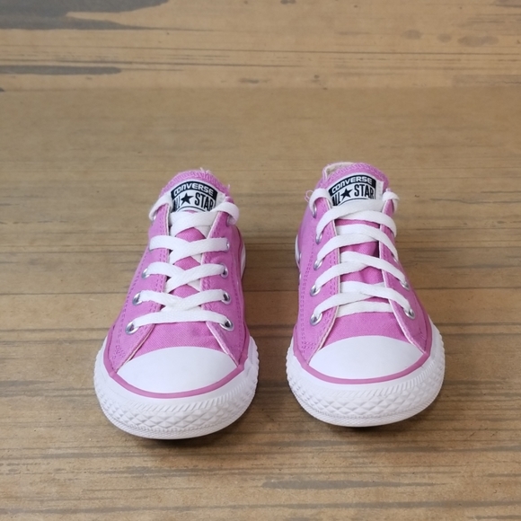 ***SOLD***Converse All Star Low Top Pink Sneakers - Picture 3 of 8
